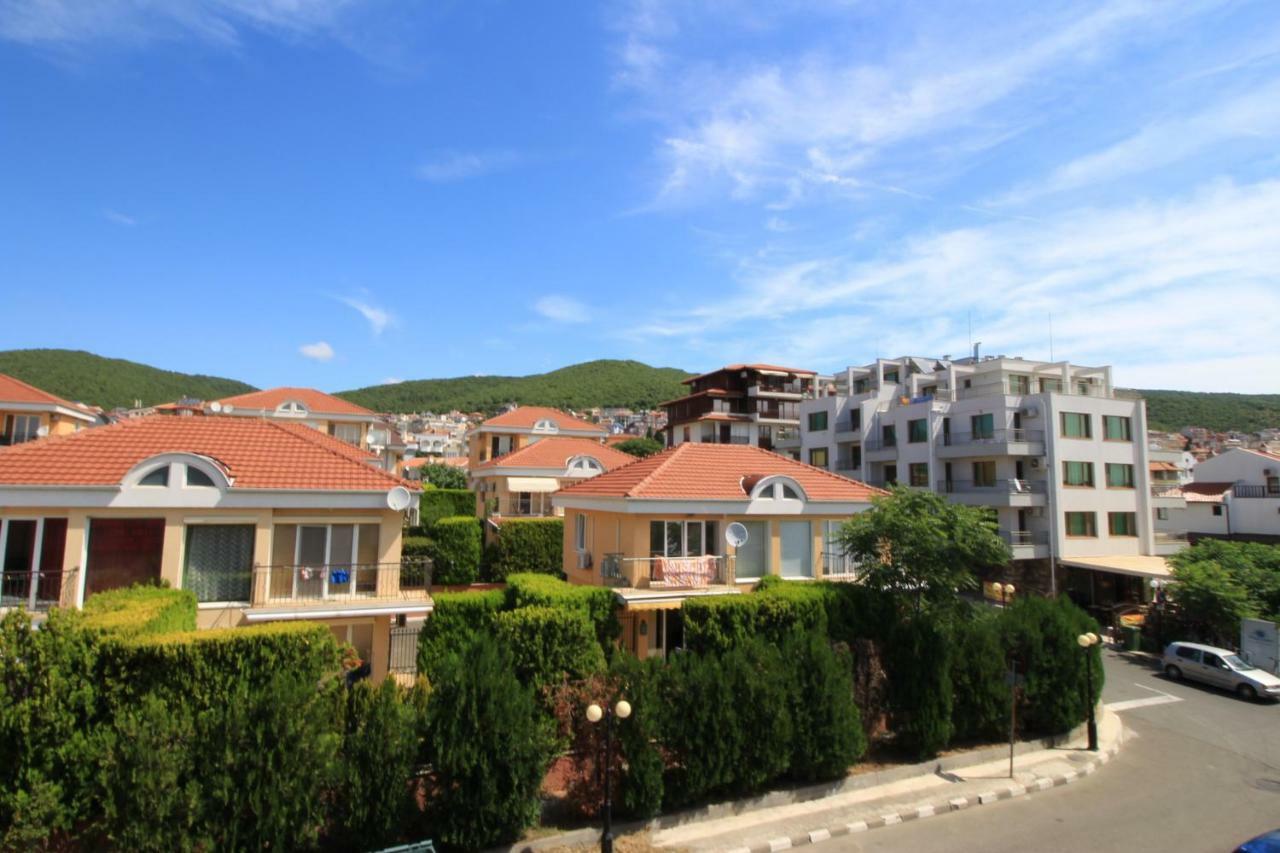 Marina Bay 22 Apartment Sveti Vlas Exterior foto