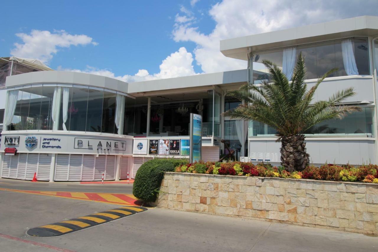Marina Bay 22 Apartment Sveti Vlas Exterior foto